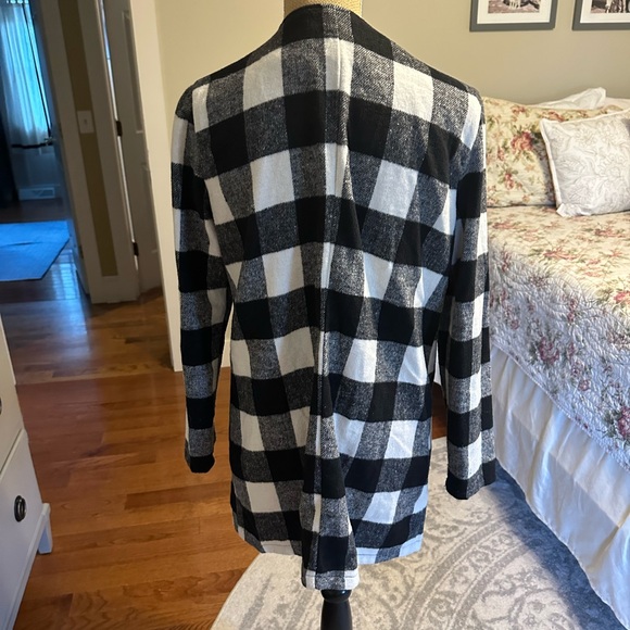 Cardigan/Jacket - Picture 6 of 9